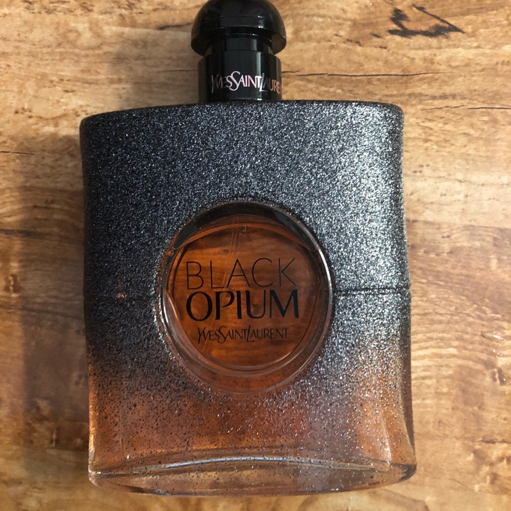 Yves Saint Laurent Black Opium
